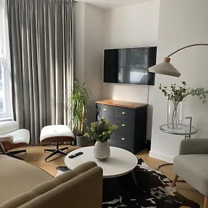 Apartment Contemporary By Salt Life, Brighton